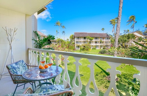 Wailua Apartment | Islander on the Beach 242 Oceanview Studio