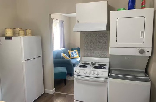 Ituna House | Ituna Small Stop