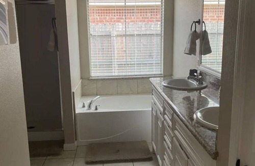 Voth House | Jai’ville spacious home away from home