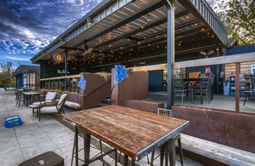 Georgetown House | Jesse Cooper Cottage-Overlooking SWU & Downtown GT