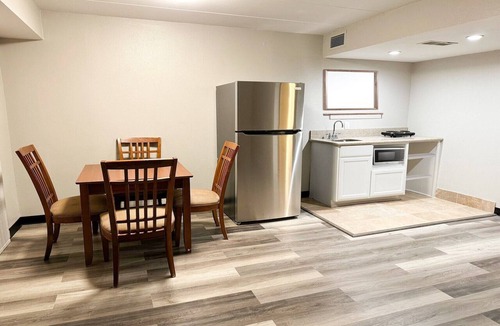 Tulsa Apartment | Junior Suite with Kitchenette