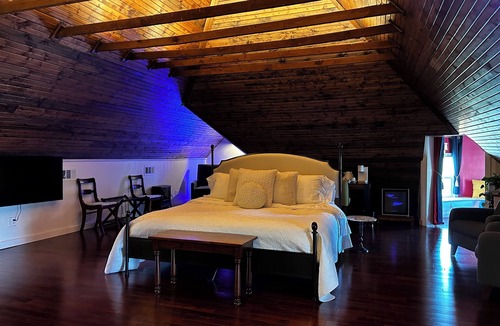 Paola House | Kaskaskia Place