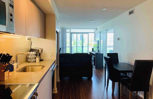 CityPlace Apartment | King Bed + Bunk bed & Balcony