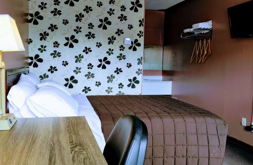 Midland Hotel | Kings Inn Midland