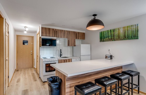 Mont-Tremblant Village Apartment | L'Étoile d'Andréa - Cozy condo in Tremblant