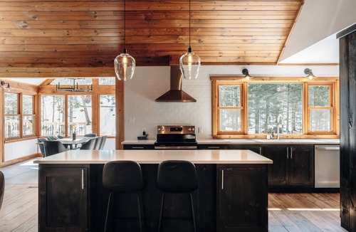 Saint-Faustin-Lac-Carre Ski Chalet | La Canopée | Spa | Piscine privée&chauffée| Plein-air Mont-Blanc/Mont-Tremblant