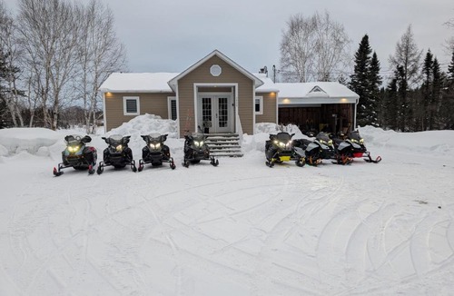 Saint-Ludger-de-Milot Ski Chalet | La Maison Kelner