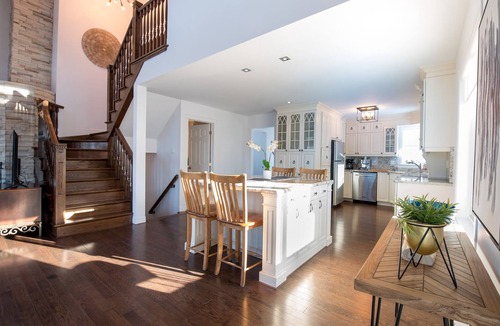 Sainte-Famille House | La Maison Laurentienne, Magical view of the river, Spa and Sauna