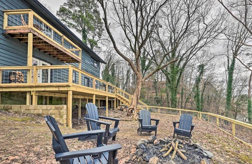 Jones Mills House | Lake Catherine Home w/ Deck + Fire Pit!