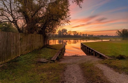 Willis House | Lake Conroe Escape - Docked at the Cove 3BR