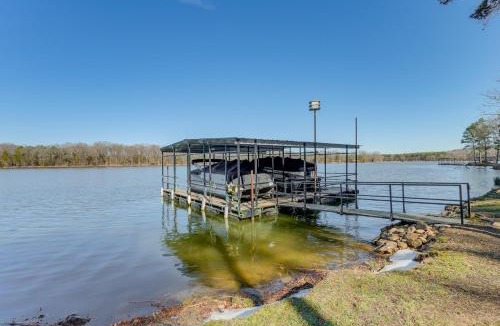 Scranton House | Lake Dardanelle Home w/Dock! Fish On-Site