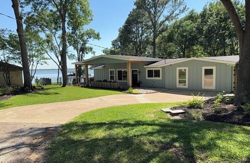 Star Harbor House | Lake front home in Star Harbor Lakeside 9 Getaway