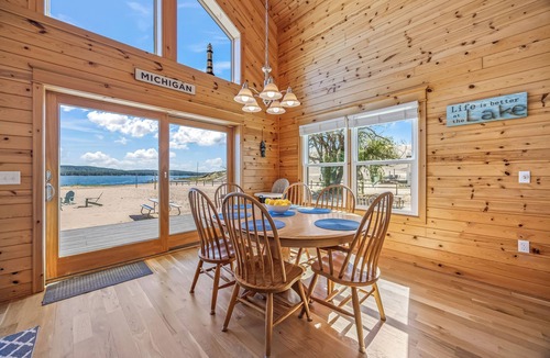 Mears House | Lake frontage, Dune beach sand from deck to water! One of a kind.