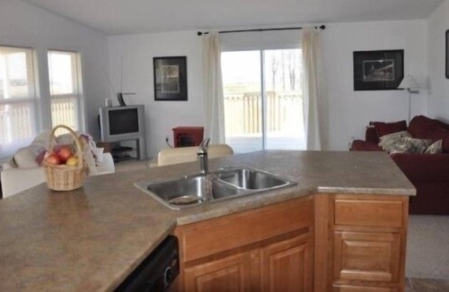Picton House | Lake House-Sandbanks Provincial Park-West Lake-Picton, Ontario