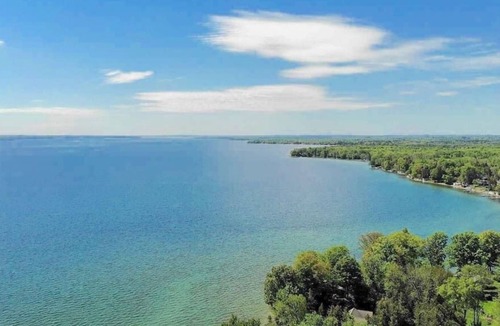 Big Bay Point Cottage | Lake Simcoe Waterfront Beach Muskoka Cottage