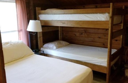 Gordonville Resort | Lake Texoma Camping Resort Cabin 6