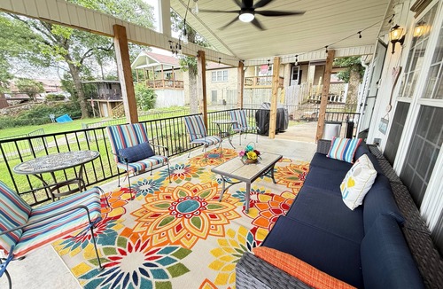 Lakeland House | Lakefront 3Bd/2Ba Home on beautiful Lake Hamilton with Boat Dock tie up