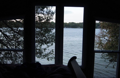 Admaston/Bromley Cabin | Lakefront cabin for 2 with hot tub close to 4 golf courses within 25 mins.