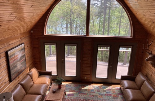 Drasco Cabin | Lakefront Cabin in Quiet Cove on Greers Ferry Lake
