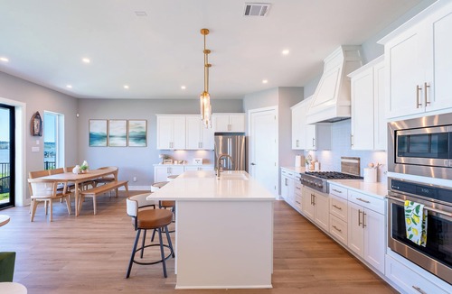 French Quarter House | Lakefront Home w/Rooftop Patio, Private Dock, Fire Pit & Outdoor Kitchen