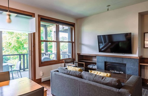Lac Superieur Village Condo | Lakefront, Mountain View - Resort Access Loft