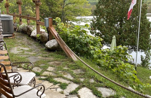 Gracefield Ski Chalet | Lakefront Pineview Chalet + Spa on Lac Orignal