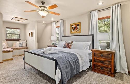 Springdale House | Lakefront Retreat - Hot Tub & Game Room