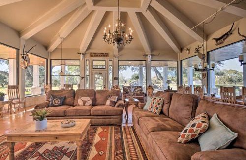 Lissie Villa | Lakefront Wallis Ranch w/Private Beach & Patio!