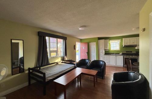 North Bay Hotel | Lakeshore Suites