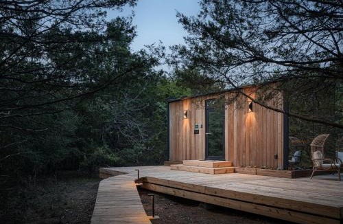 Bastrop House | Lakeside ÖÖD Mirror Cabin #1 - Nature Getaway