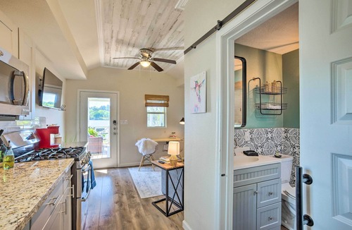 Willis Cabin | Lakeside Hideaway Cabin - Rest & Recharge