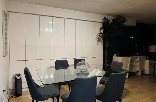 CityPlace Apartment | LakeView 2Bdrms 2Baths with 3 real beds and parking