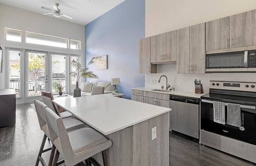 Fort Worth Apartment | Landing | Amazing 1BD in Bricktown