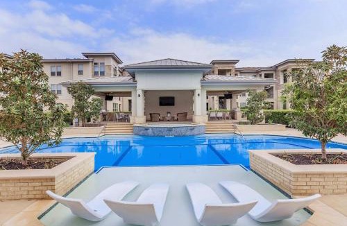 Conroe Apartment | Landing Apartments - Reserve at City Place