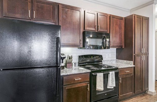 Georgetown Apartment | Landing at Madison at Westinghouse - 2 Bedrooms in Downtown Georgetown