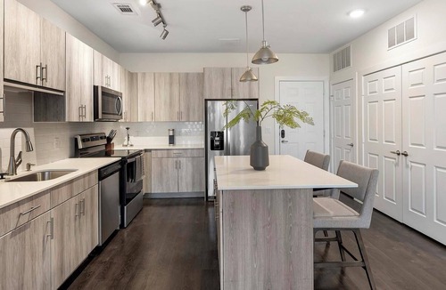 Fort Worth Apartment | Landing | Beautiful 2BD in Bricktown