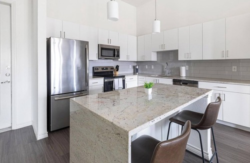 Fort Worth Apartment | Landing | Beautiful 2BD, Gym