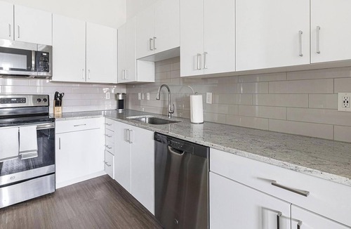 Fort Worth Apartment | Landing | Beautiful 2BD, Gym