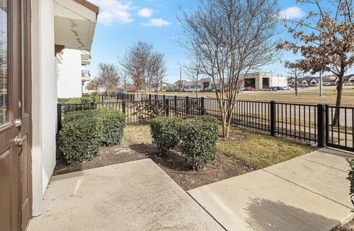 Fort Worth Apartment | Landing | Beautiful 2BD, Gym