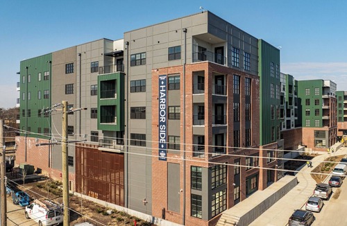 Pinch District Apartment | Landing | Beautiful 2BD, Gym, Yoga Studio