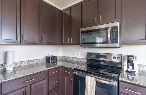 Spring Apartment | Landing | Beautiful 2BD, Pool, Clubhouse