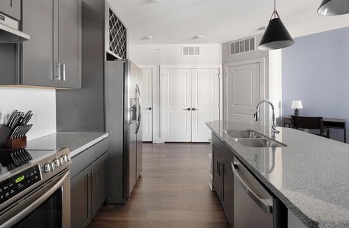 Ferndale Apartment | Landing | Chic 1BD, Clubhouse, Yoga Studio