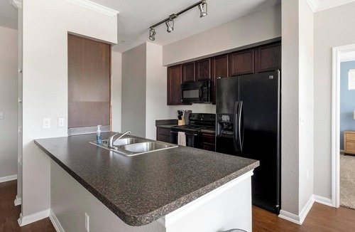 Atascocita Apartment | Landing | Chic 1BD, Game Room, Clubhouse