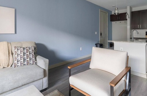 New Caney Apartment | Landing | Chic 1BD, Gym