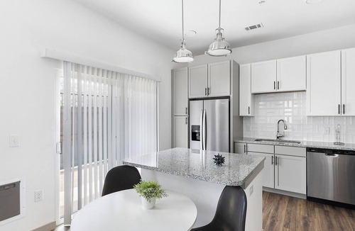 Fort Worth Apartment | Landing | Chic 1BD, Pool, Clubhouse