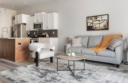 Tulsa Apartment | Landing | Chic 3BD, Pool, Gym