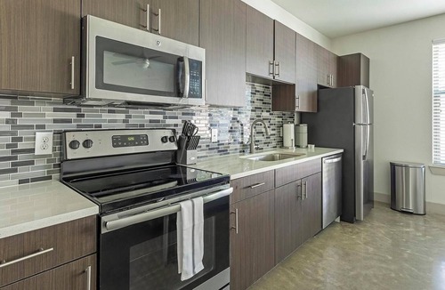 Vickery Meadow Apartment | Landing | Incredible 1BD, Gym, Pool