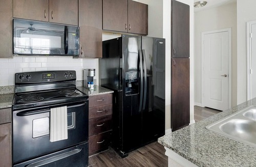 Northeast Houston Apartment | Landing | Incredible 1BD, Game Room, Gym