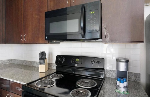 Northeast Houston Apartment | Landing | Incredible 1BD, Game Room, Gym