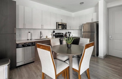 Central Arlington Apartment | Landing | Incredible 2BD, Gym, Clubhouse